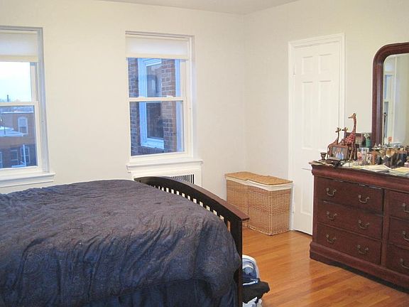 2nd image of 395 Broadway APT L5c