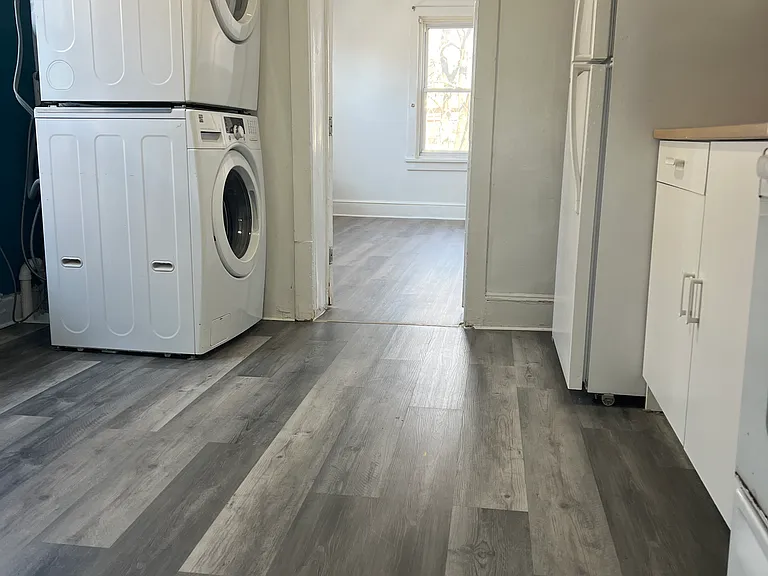 217 Cleveland St #2 — Photo 6