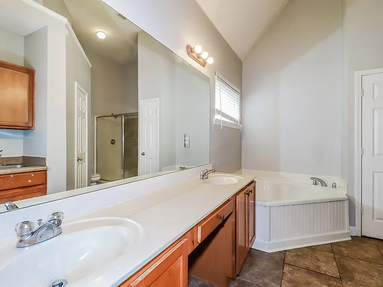 7575 Glen Creek Ln — Photo 14