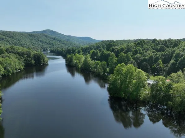 1768 Ripshin Mountain Rd, Roan Mountain, TN 37687