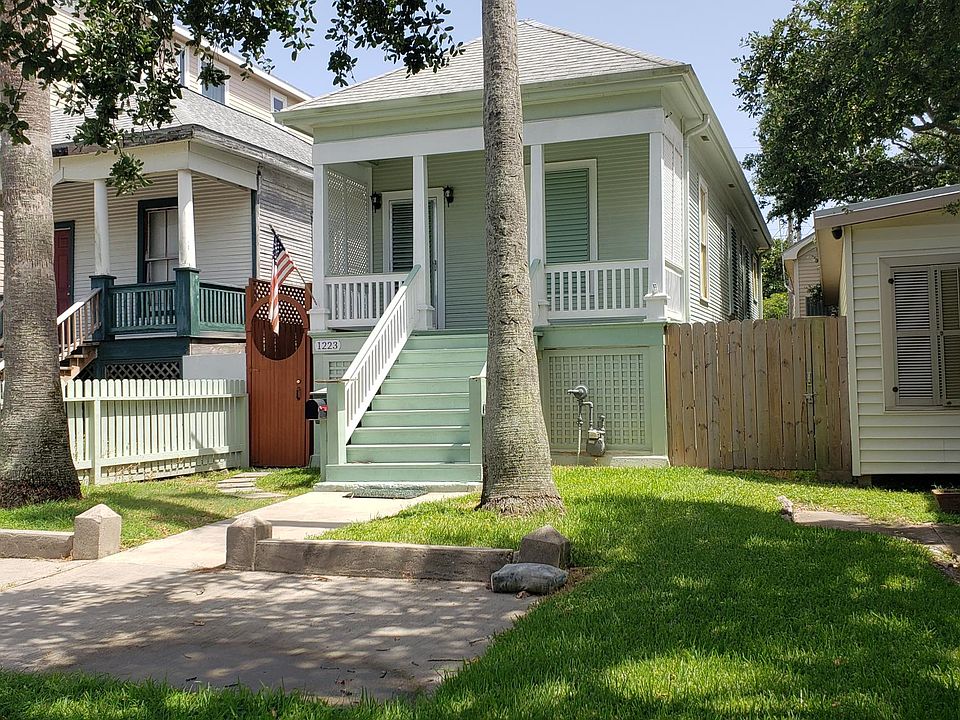 1st image of 1223 Avenue M 1/2