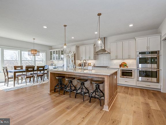 3rd image of 4795 Hogan Dr #11