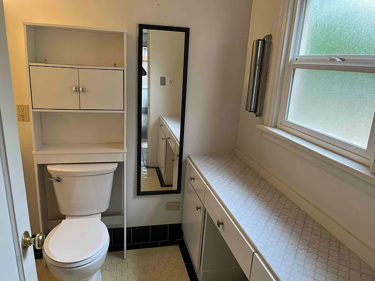 6616 SW Canyon Ln #A — Photo 10