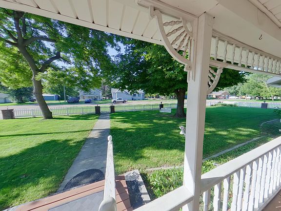 4th image of 1203 Main St