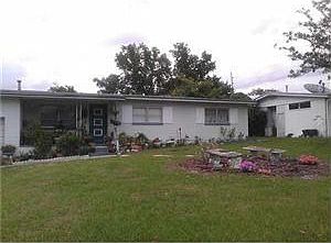 1st image of 2815 Drake Dr