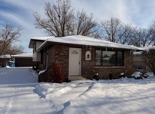 14951 Kilbourne Ave, Midlothian, IL 60445