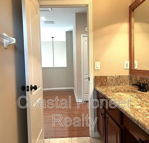 9524 Greenpointe Dr — Photo 38