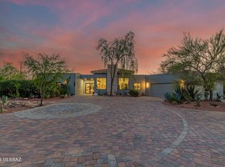 1015 W San Nicolas Cir, Tucson, AZ 85704
