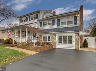 987 Windsor Rd, Warminster, PA 18974