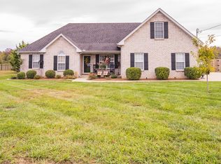 1038 Coral Dr, Murfreesboro, TN 37127