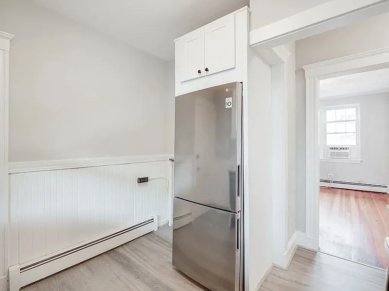 1 bed, 1.0 bath, 700 sqft, $1,796 — Photo 4