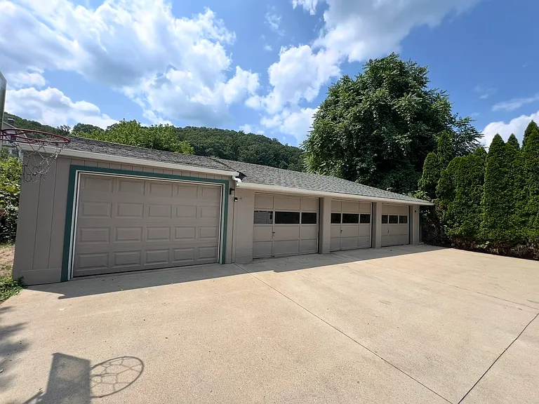 729 Liberty St #1 — Photo 3