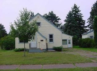 1914 Selmser Ave, Cloquet, MN 55720