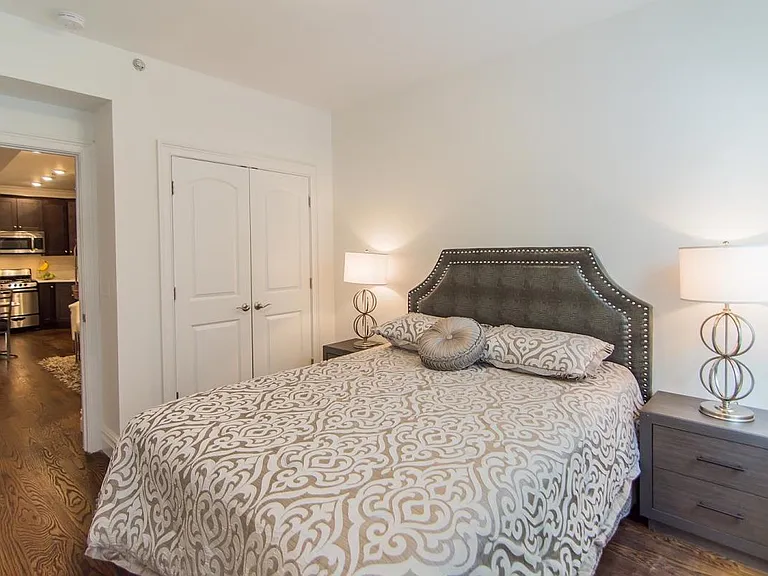 305 1st St #3L — Photo 4