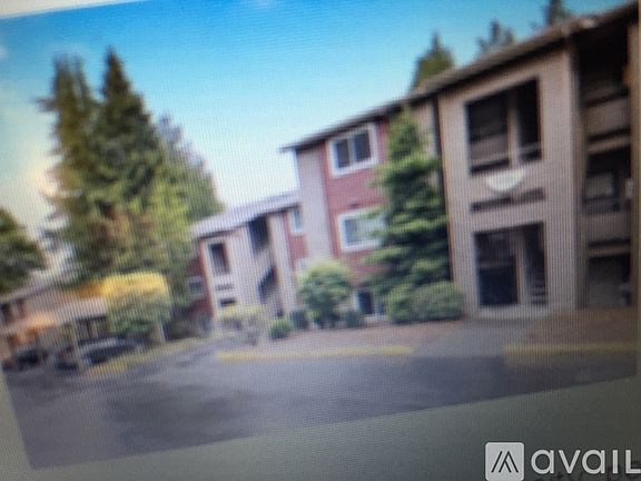 3rd image of 15707 4th Ave S