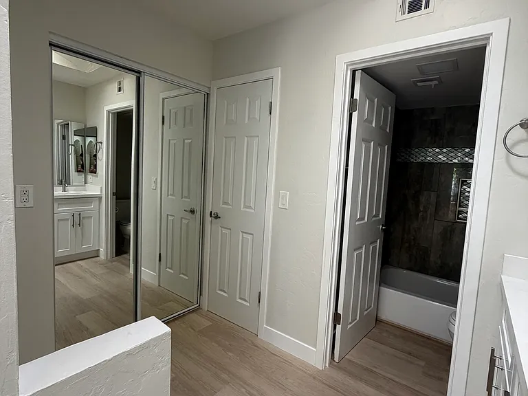 2935 N 68th St #220 — Photo 10