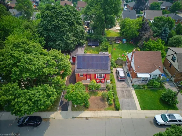 185 E 13th St, Hamilton, ON L9A 3Z6