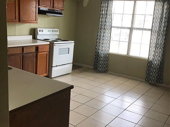 5th image of 6422 Crestside Dr