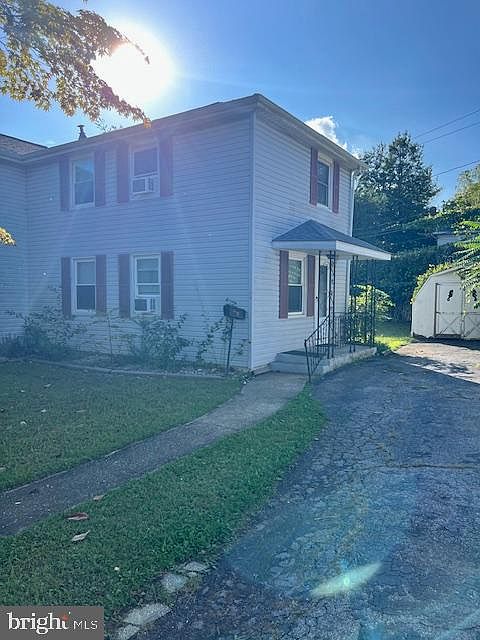 2nd image of 344 Delaware Cir
