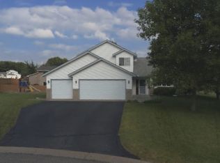 568 Sycamore Cir NW, Saint Michael, MN 55376