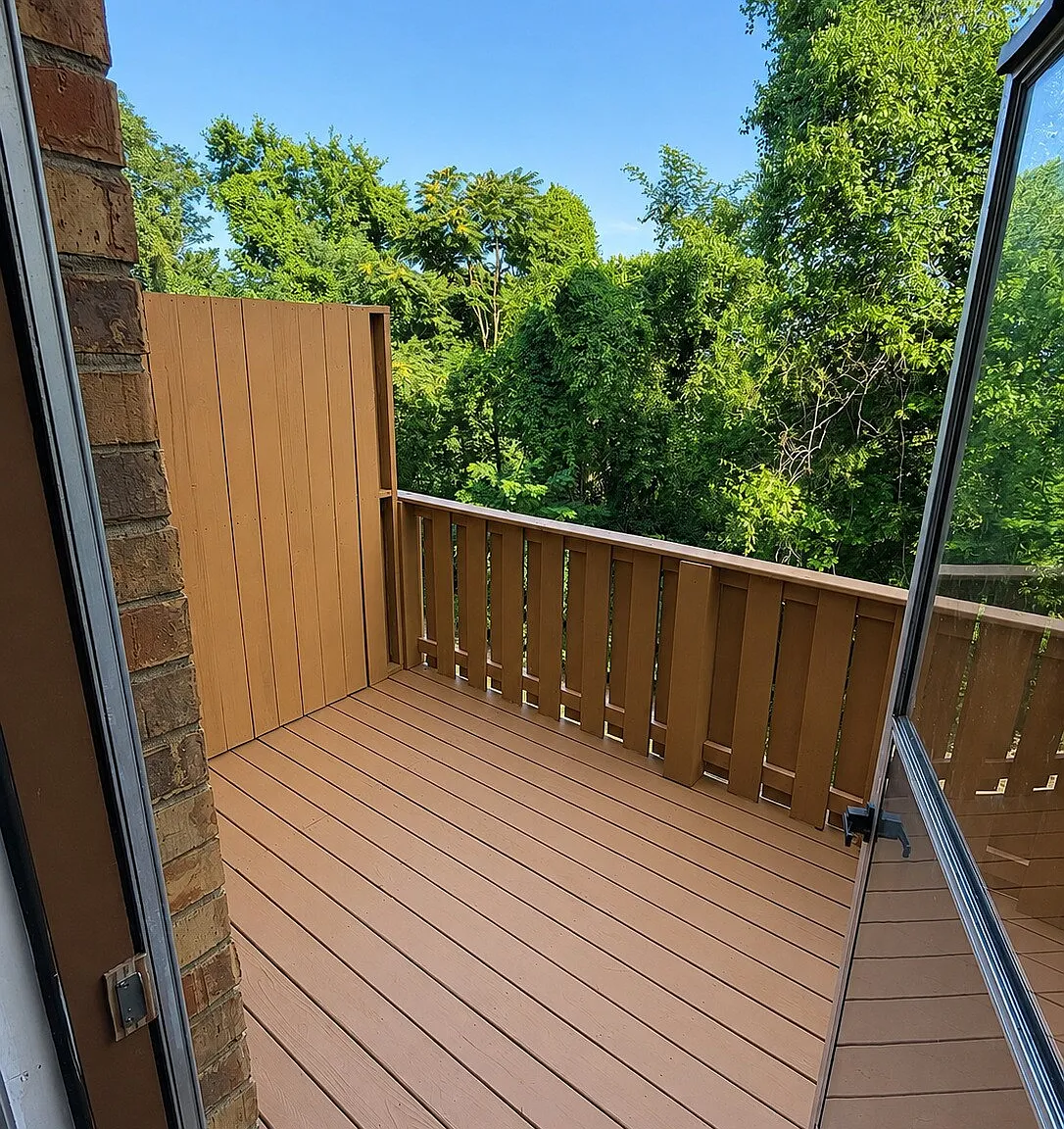 2 bed, 1.5 bath, 1400 sqft, $1,400 — Photo 1