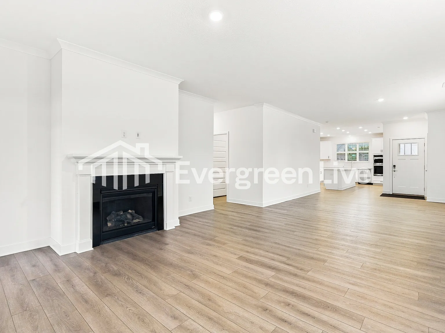 2 bed, 2.0 bath, 1915 sqft, $2,195 — Photo 3