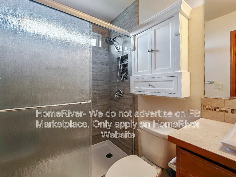 1811 W Maxine Ave — Photo 11