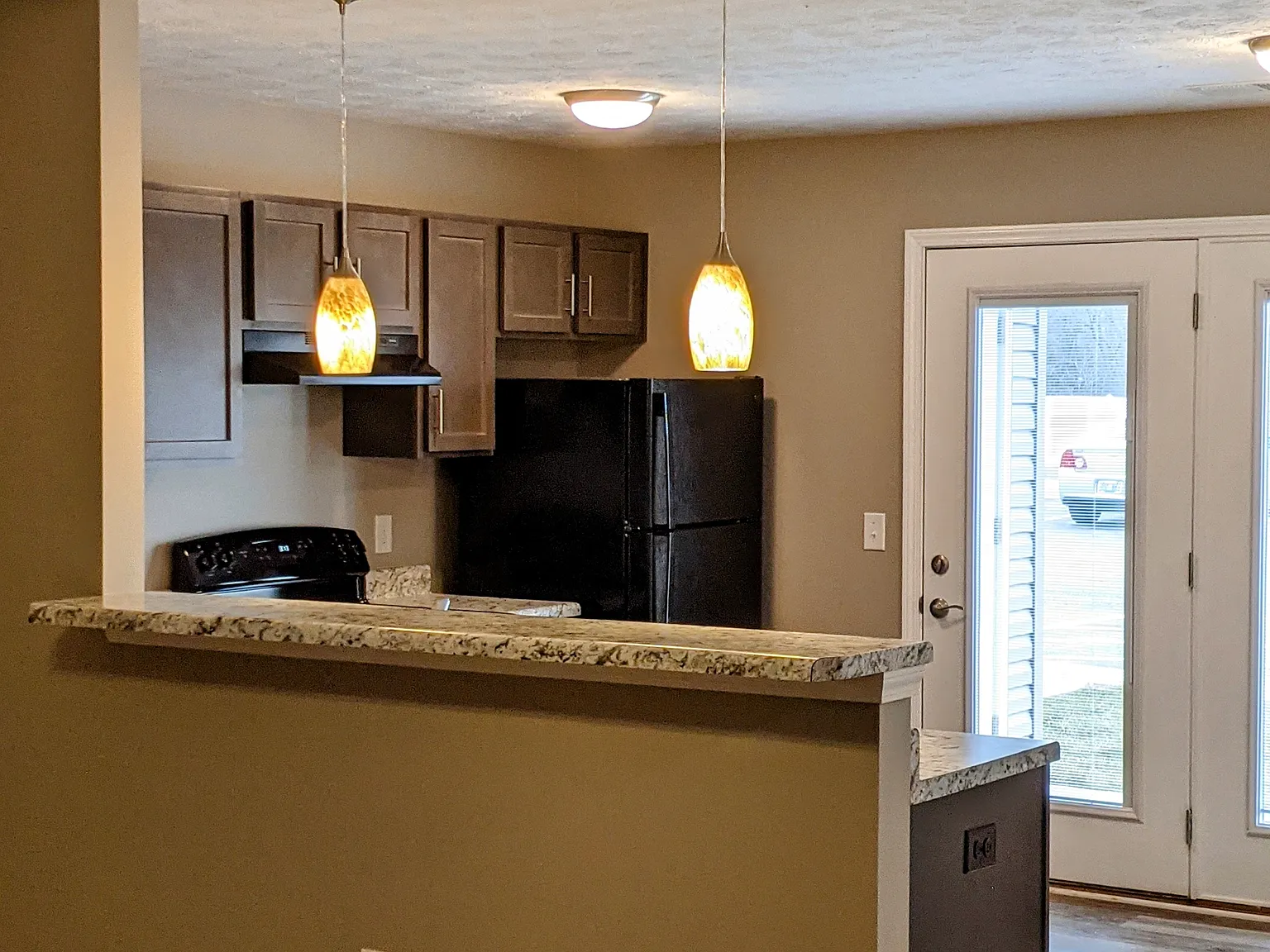 River Pointe Apartments - 12522-202 — Photo 3