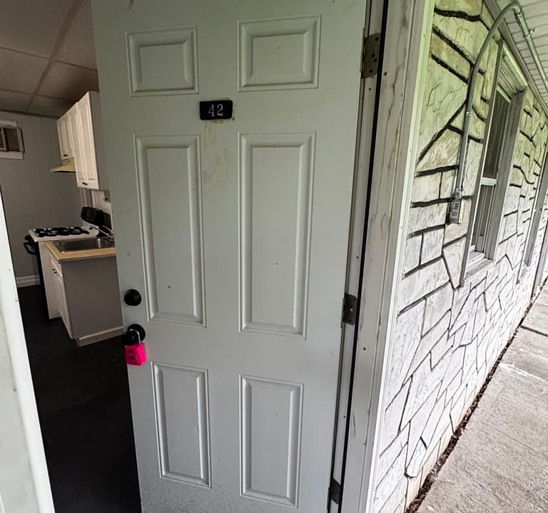 1st image of 200 Fosler Rd #42