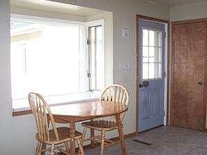 2nd image of 718 O'Connell St