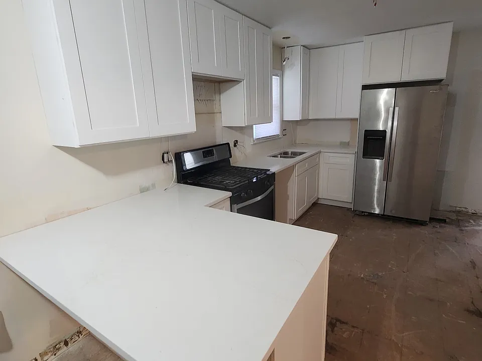 116 Vale Ave N