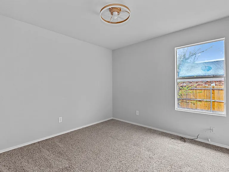 500 Canvas Ct — Photo 21
