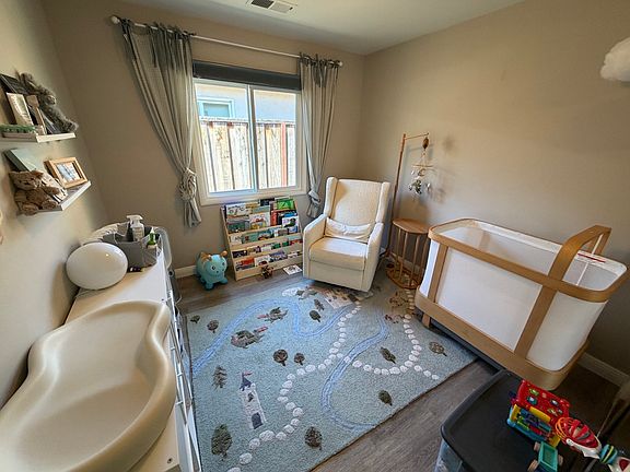 2nd image of 650 E McKinley Ave