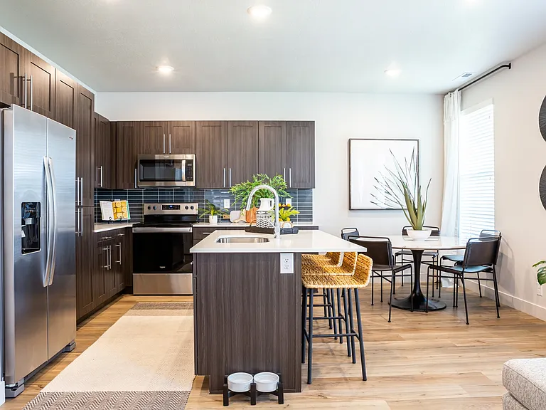 Drexler Townhomes at Holbrook Farms — Photo 12