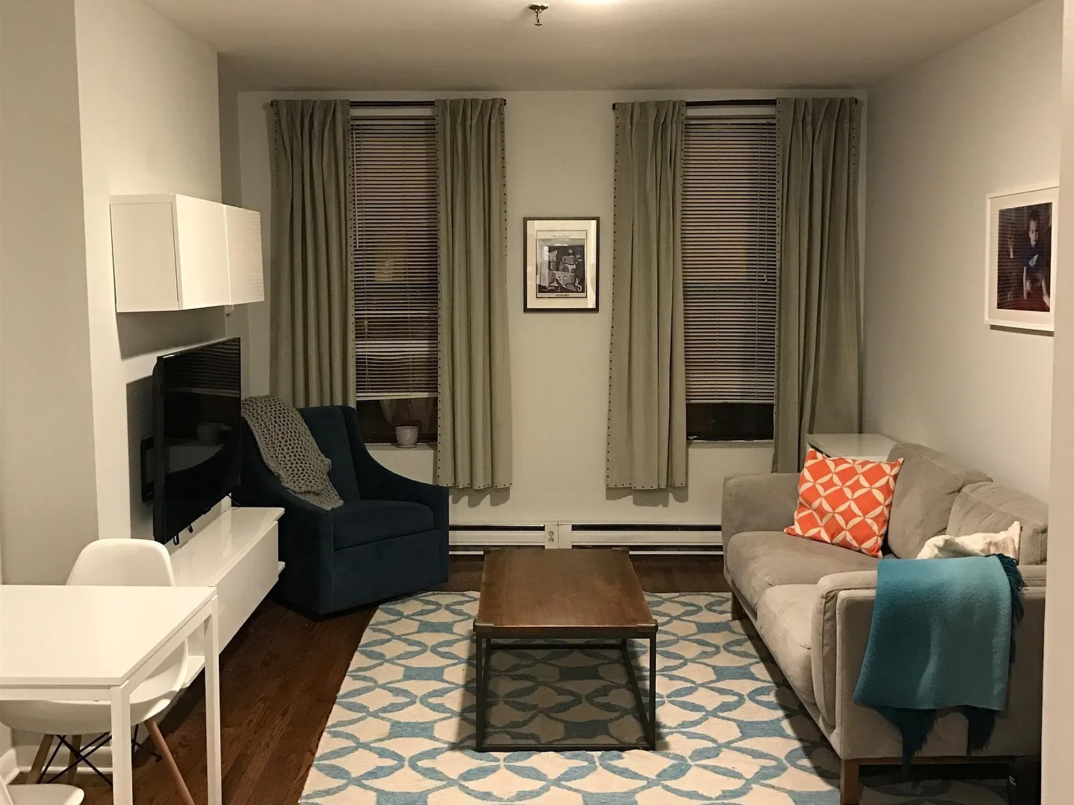 1 bed, 1.0 bath, $2,550 — Photo 2