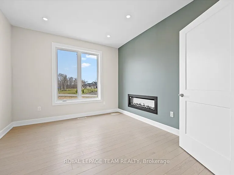 72 Synergy Way — Photo 12