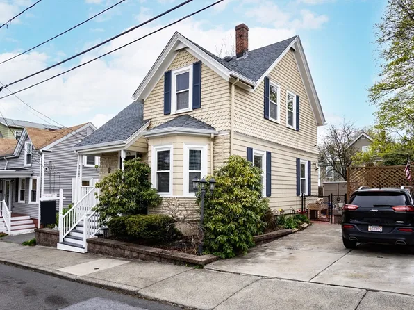 45 Merrill Ave, Lynn, MA 01902
