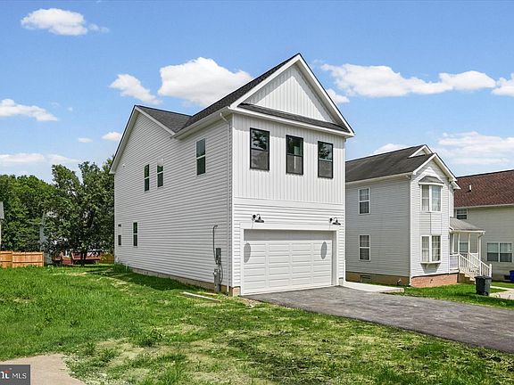 2nd image of 7247 Cedar Ave