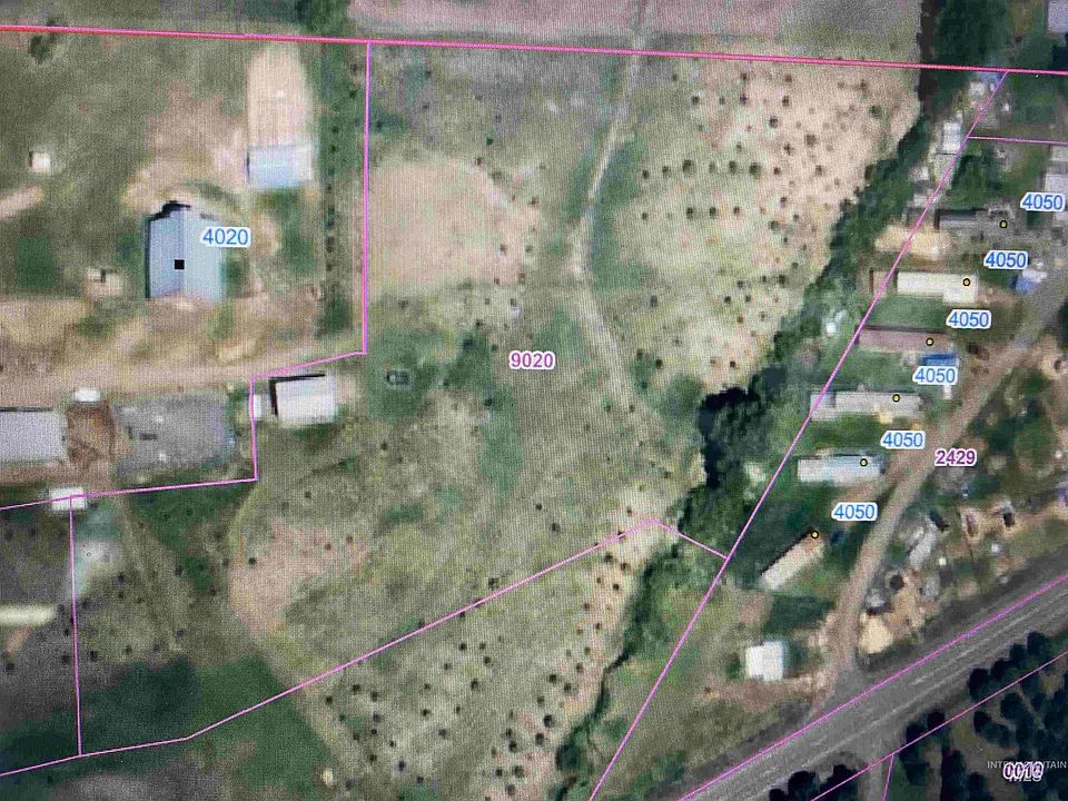 2nd image of Cedar View Ln