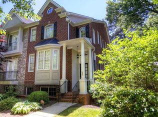 966 Emory Parc Way, Decatur, GA 30033