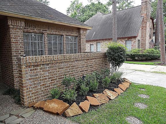 home has privacy wall