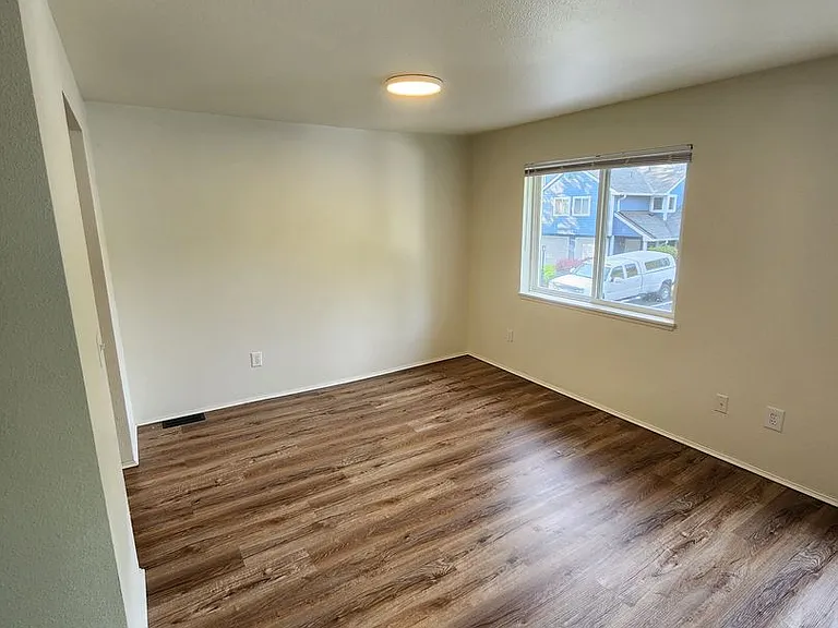 1307 NW Slate Ln #102 — Photo 24