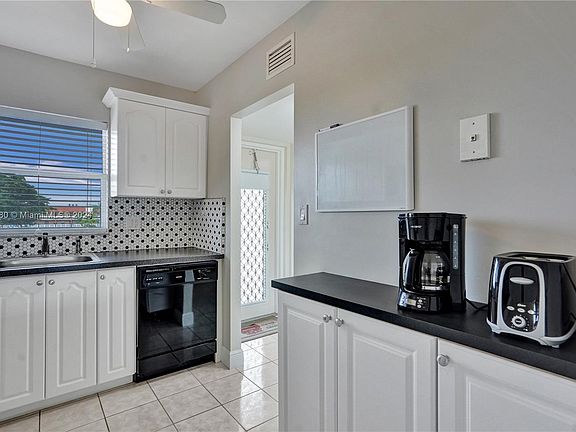 2nd image of 9001 Sunrise Lakes Blvd APT 303