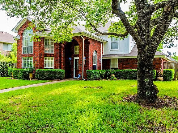 3rd image of 1402 Hamilton Dr