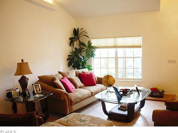 4th image of 7962 Sandel Wood Cir W