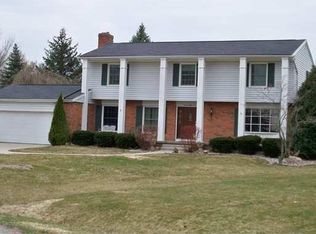 1185 Auborne Rd, Adrian, MI 49221