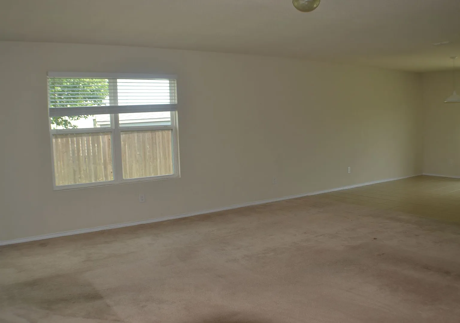 House for Lease in Sherman — Photo 4