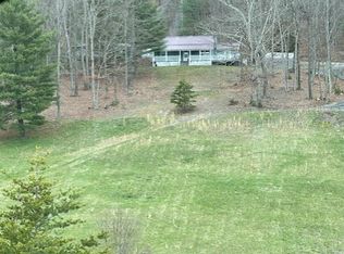 440 Shadow Ln, Max Meadows, VA 24360