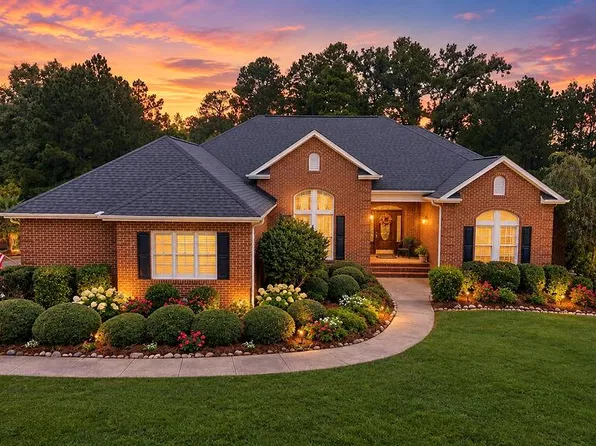 306 Watersedge Rd, Greenwood, SC 29649
