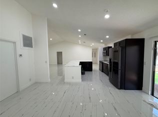 7400 SW 11th Ct, North Lauderdale, FL 33068